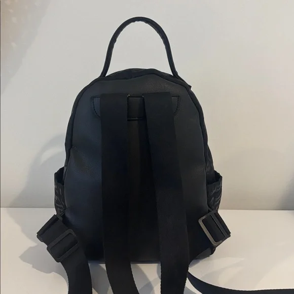 JUICY COUTURE Ransom Note mini backpack black adjustable straps zip pockets - Picture 3 of 17